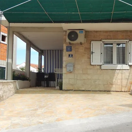 Apartment By The Sea Postira, Brac - 16092 *